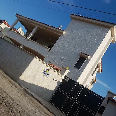Mare E Sole Oda ve Kahvaltı *